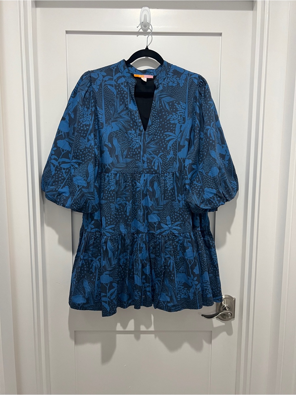 Briton Court Medium M Blue Floral Tiered Mini Dress with Puff Sleeves